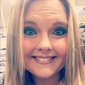 Meet your Posher, Valerie